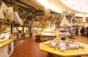 Bistro restorāns tirdzniecības centrā Spice. Atklāts 2005. gadā. Foto no uzņēmuma arhīva