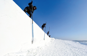 Latvieši Pekinā būvējuši divas no septiņām snovborda frīstaila trasēm — Slopestyle un BigAir disciplīnām. Foto no uzņēmuma arhīva