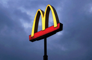 Klasiskā franšīzes modeļa izplatības pionieris ir McDonald’s