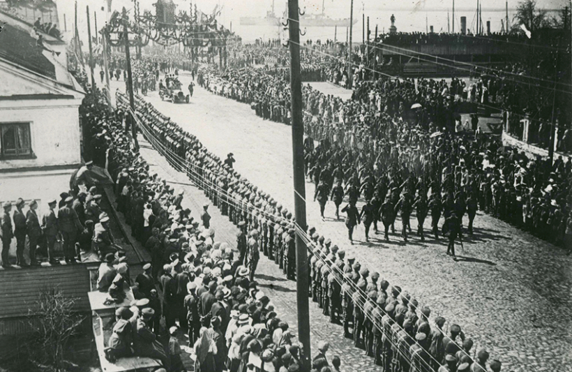 Britu ekspedīcijas korpusa izsēšanās Arhangeļskā 1918. gada 2. augustā. Foto no Latvijas Kara muzeja krājuma