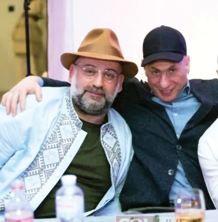 Divi no apsūdzētajiem, kas aizbēguši uz ārzemēm: bijušais Volodimira Zelenska biznesa partneris un draugs Timurs Mindičs (pa kreisi) un Aleksandrs Cukermans