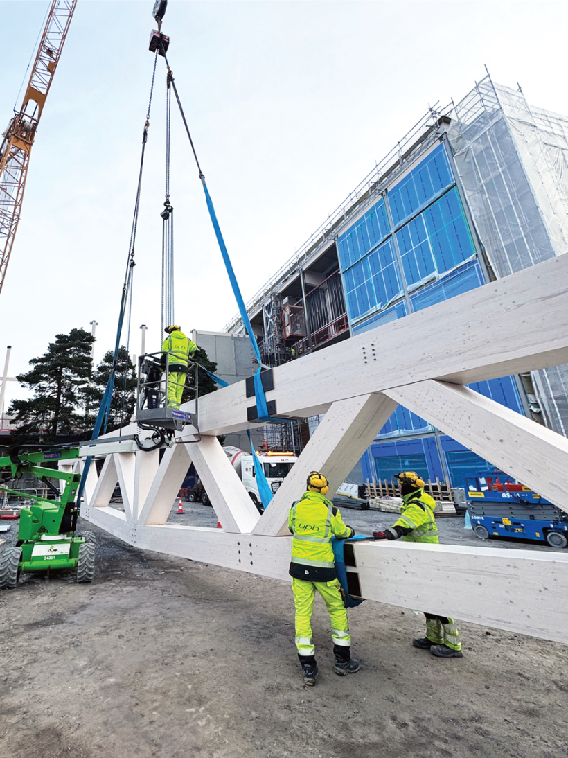 Tellus Sportshall sporta zāles celtniecība Stokholmā. Darbus veica UPB