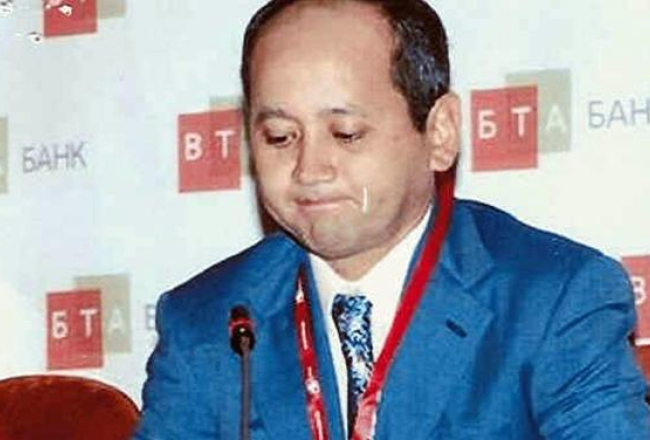 Bēguļojošais Muhtars Abljazovs. Foto: AFP/LETA