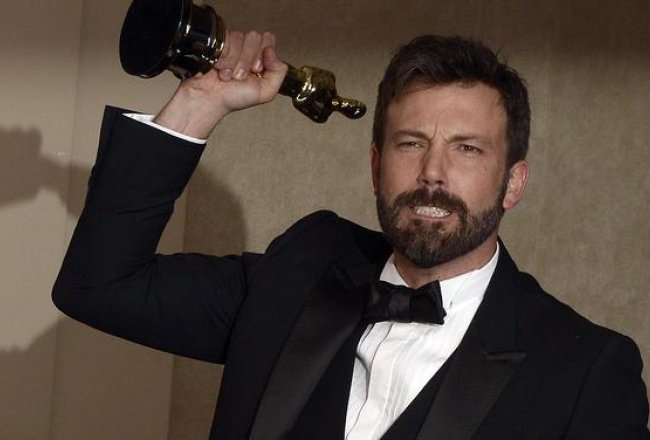 Bens Afleks ar Oskaru par filmu "Argo". Foto: EPA/LETA