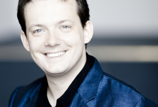 Diriģents Andris Nelsons. Foto Marco Borggreve, publicitātes foto