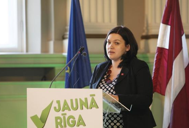 Reformu partijas Rīgas mēra amata kandidāte Inga Antāne uzrunā partijas "Vienotība" Rīgas nodaļas sapulci. Foto: Nora Krevneva, F64