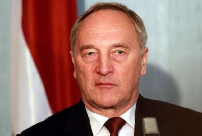 Valsts prezidents Andris Bērziņš. Foto: Kaspars Krafts, F64