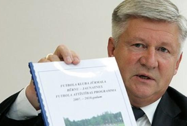 Aleksandrs Bašarins. Publicitātes foto