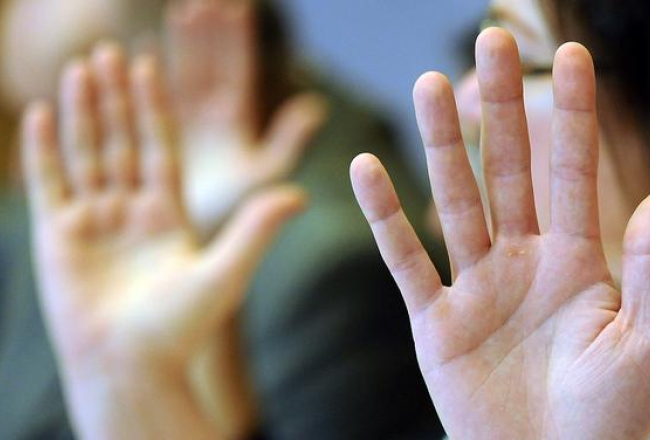 Demokrātisks balsojums. Foto: Evija Trifanova, LETA