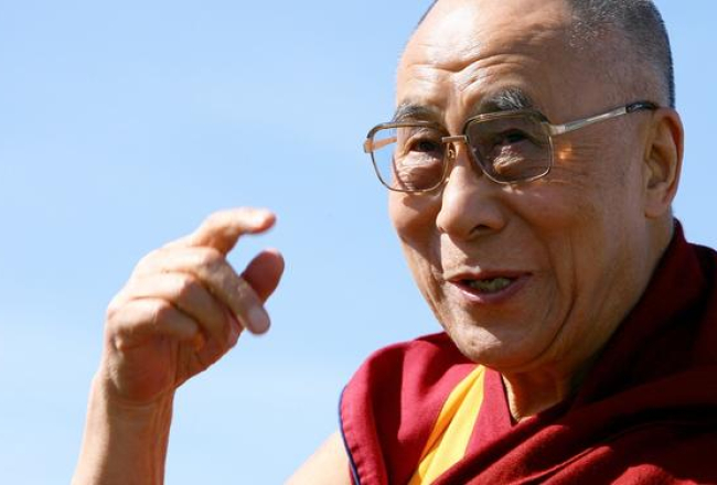 Dalailama ierodas Rīgā. Foto: Dmitrijs Suļžics, F64