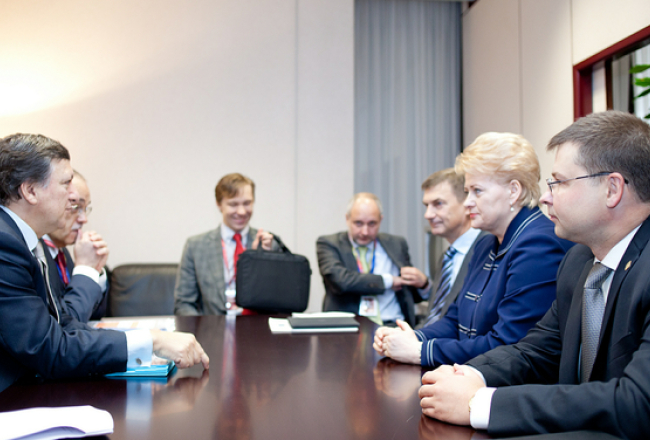 Baltijas valstu amatpersonas - Valdis Dombrovskis (no labās), Daļa Grībauskaite, Andruss Ansips tiekas ar Žozē Manuelu Barrozu. Foto: Toms Norde, Valsts kanceleja