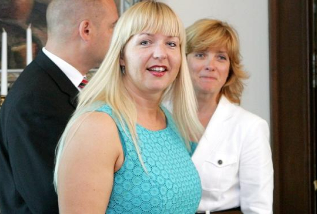 Elīna Egle vēl kopā ar saviem kolēģiem Valsts prezidenta kancelejā - Gundaru Daudzi un Līgu Krapāni. Foto: Raitis Plauks, F64