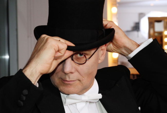 Aktieris Juris Kalniņš izrādē atveidos Kārli Ulmani. Foto Kaspars Krafts, f64