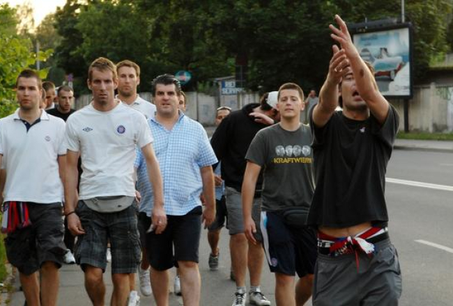 Horvātu fani Rīgā. Foto: Gints Ivuškāns, F64