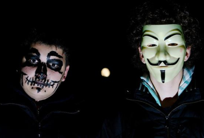 Helovīna maskas. Foto: Dmitrijs Suļžics, F64