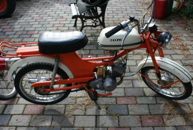 Artūra Upes kolekcijas mopēds