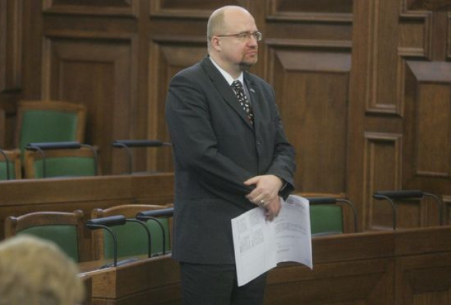 Jānis Saliņš, F64