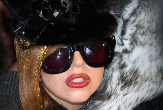 Dziedātāja Lady Gaga pērn Maskavas lidostā pirms koncerta. Foto: ITAR-TASS/LETA
