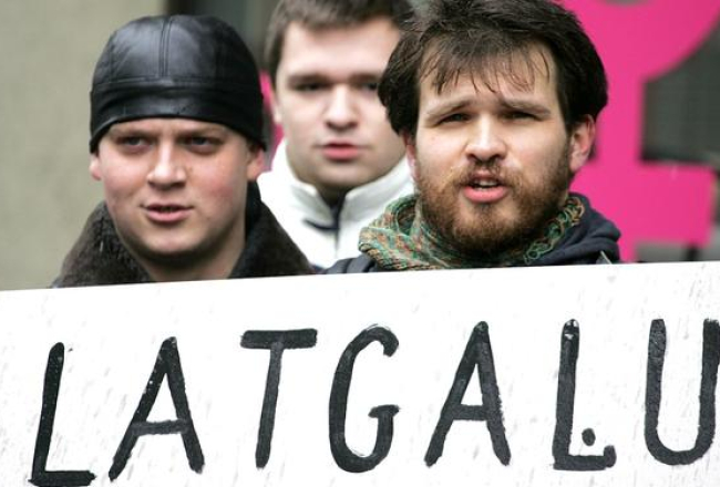 Pirms dažiem gadiem pie Saeimas piketā latgaliešu valodas un radio aizstāvībai. Foto: Mārtiņš Cīrulis, F64