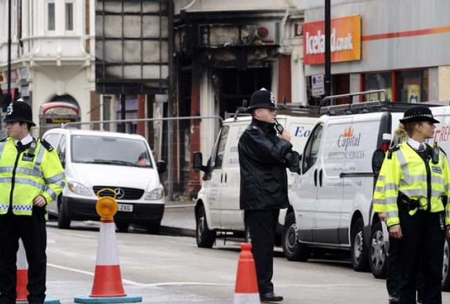 Policisti Londonas ielās. Foto: AFP/LETA