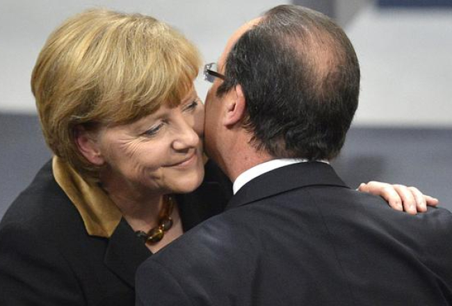 Vācijas kanclere Angela Merkele un Francijas prezidents Fransuā Olands tikšanās laikā šogad janvārī Berlīnē. Foto: AFP/LETA