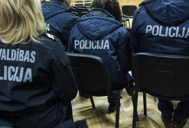 Rīgas pašvaldības policija. Foto: Emīls Desjatņikovs, F64