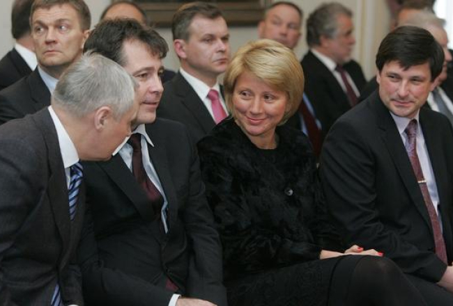 Ieva Plaude-Rēlingere (centrā) kopā ar citiem uzņēmējiem pirms diviem gadiem pieņemšanā Valsts prezidenta pilī. Foto: Jānis Saliņš, F64