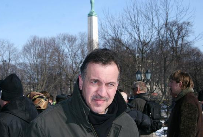 Krievu skolu aizstāvības štāba aktīvists, Rīgas 40. vidusskolas skolotājs Vladislavs Rafaļskis 2006.gadā. Foto: Mārtiņš Plūme,  LETA