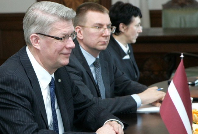 Valdis Zatlers (no kreisās) un Edgars Rinkēvičs. Foto: Ieva Čīka, LETA
