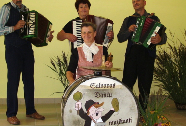 Salnavas danču muzikanti piedalīsies tautas muzikantu saietā Latgalē