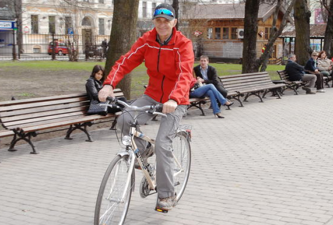 Velosipēdists. Foto: Gints Ivuškāns, F64