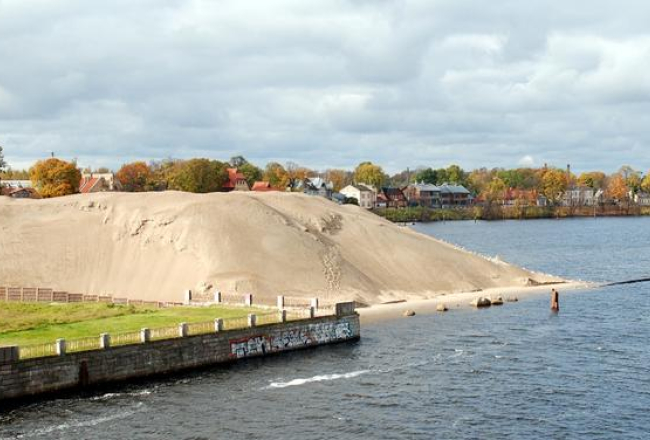 Smilšu kalns pie Ķīpsalas. Foto: Emīls Desjatņikovs, F64
