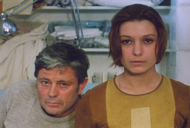 Aktieri Donāts Baņonis un Natālija Bondarčuka filmā "Solaris"