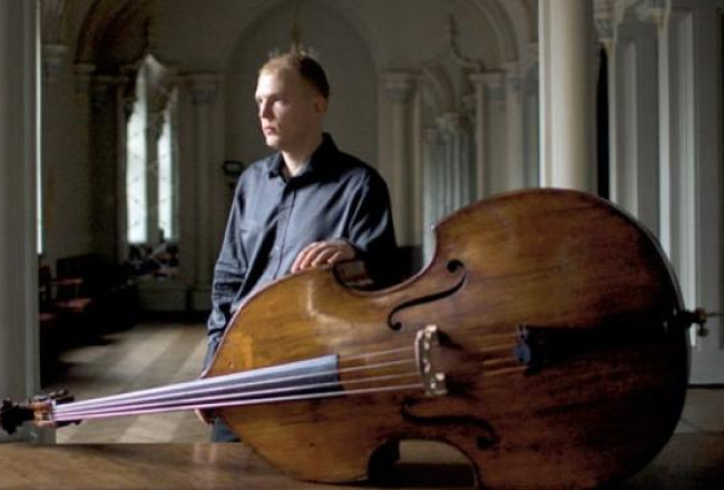 Kontrabasists Gunārs Upatnieks. Publicitātes foto