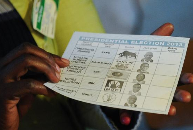 Vēlēšanu biļetens Zimbabves vēlēšanās. Foto: AFP/LETA