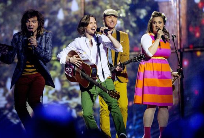 Grupa "Aarzemnieki" uz Eirovīzijas skatuves. Foto: AFP/LETA