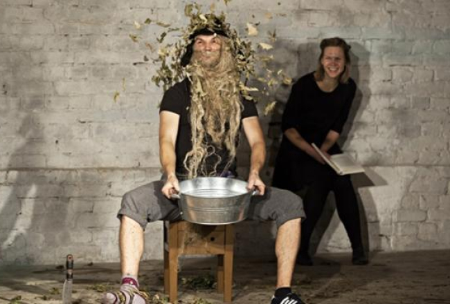 Izrādes publicitātes foto