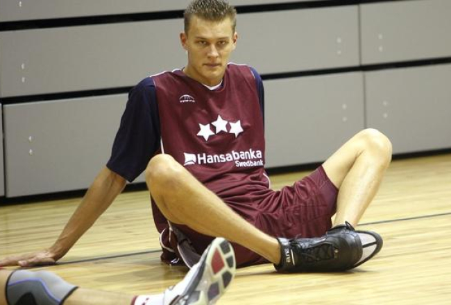 Basketbolists Andris Biedriņš. Foto: Lauris Nagliņš, LETA