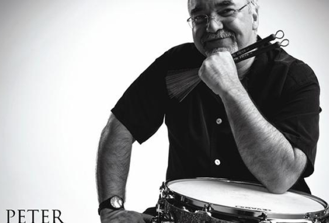 Džeza bundzinieks Pīters Erskins. Publicitātes foto