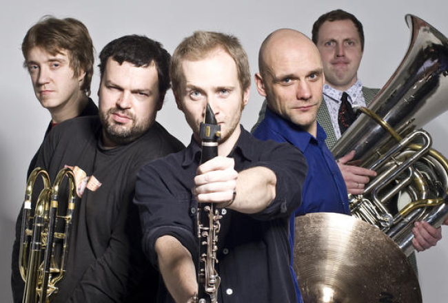 "Jakob Noiman Festival Band" publicitātes foto