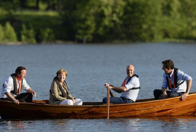 Britu premjerministrs Deivids Kamerons (no kreisās), Vācijas kanclere Angela Merkele, Zviedrijas premjerministrs Frēdriks Reinfelts un Nīderlandes valdības vadītājs Marks Rute tikšanās brīdī. Foto: AFP/LETA