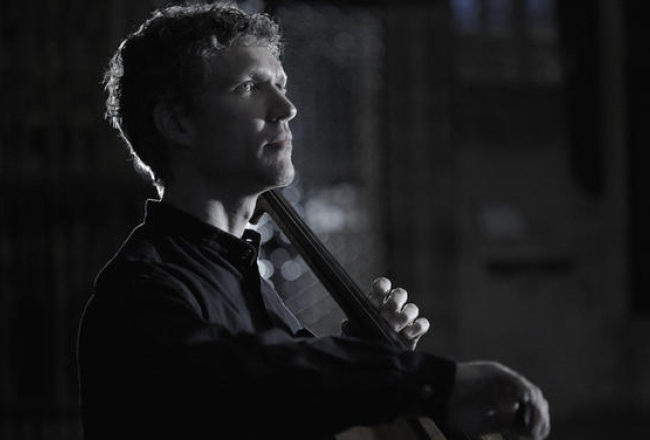 Metjū Bārlijs. Publicitātes foto