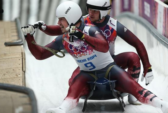 Brāļi Andris un Juris Šici pēc finiša. Foto: ITAR-TASS/LETA