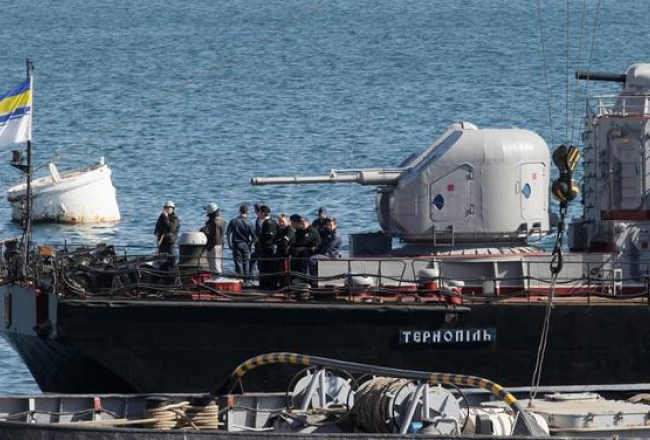 Ukrainas kuģis "Ternopoļ" pirms Krievijas armijas pārņemšanas. Foto: EPA/LETA