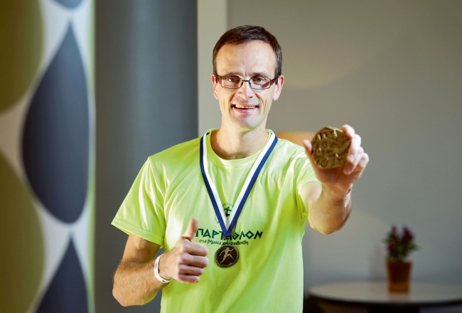 No Atēnām līdz Spartai Valdis Ņilovs skrēja 26 stundas un ieguva desmito vietu. Tas ir labākais laiks, ko jebkad spartatlonā sasniedzis latvietis.