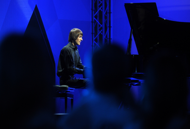 Pianists Vestards Šimkus. Foto Evija Trifanova, LETA