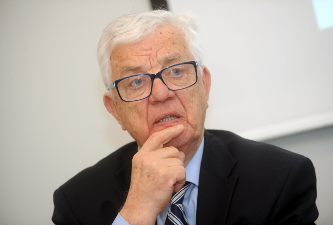Komponists Raimonds Pauls. Foto: Ieva Lūka, LETA