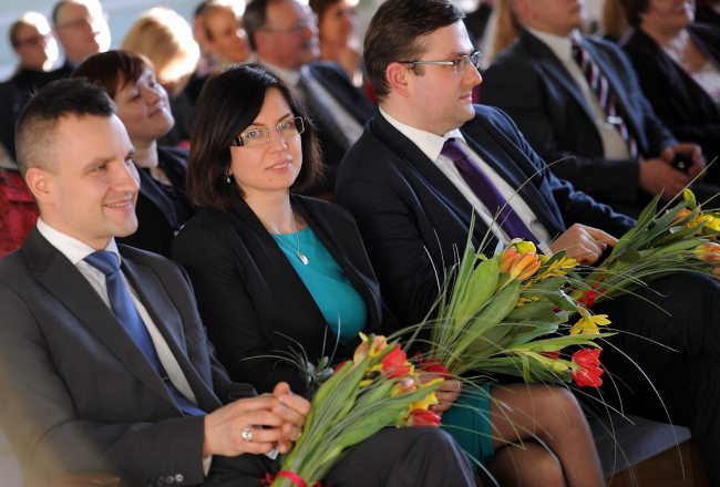 Grāmatas "Konstitucionālās tiesības" autori juristi Edgars Pastars (no kreisās), Ilze Plakane un Jānis Pleps prezentācijas pasākumā šopavasar Latvijas Universitātē. Foto: Evija Trifanova, LETA