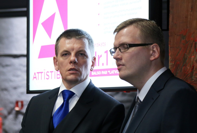 Einārs Repše (no kreisās) un Juris Pūce. Foto: Evija Trifanova, LETA
