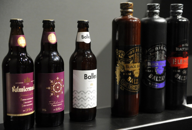 Latvijā ražoti alkoholiskie dzērieni. Foto: Ieva Lūka, LETA